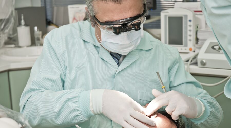 Können Sie Kaffee mit Invisalign trinken? - Ist Kaffee trinken mit Invisalign möglich?