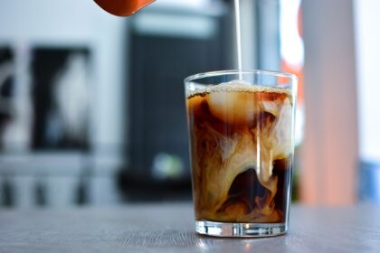 10 Dutch Bros Cold Brew Drinks, die du bestellen solltest