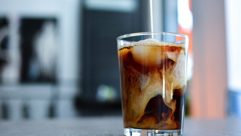 10 Dutch Bros Cold Brew Drinks, die du bestellen solltest